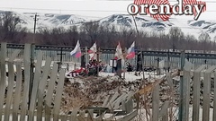 В Бугурусланском районе при расчистке "дороги смерти" от снега был снесен забор кладбища