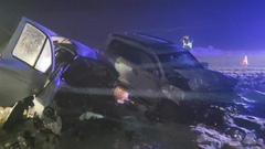 В Бузулукском районе в ДТП погиб водитель ГАЗели, еще троих увезла скорая (18+)