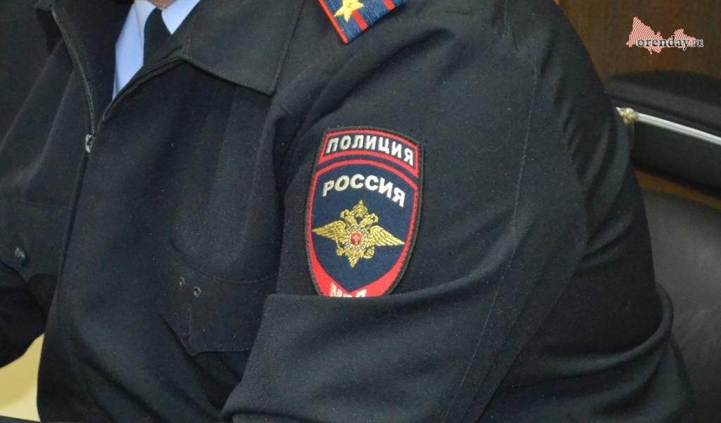 Полицейские Оренбурга проводят проверку по факту мошеннических действий в отношении пенсионера 