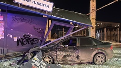 В Оренбурге остановочный павильон, разрушенный по вине пьяного водителя, поменяют за счет бюджета